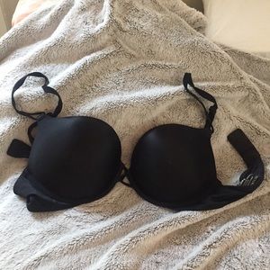 Victoria’s Secret Miraculous Plunge pushup bra 34B